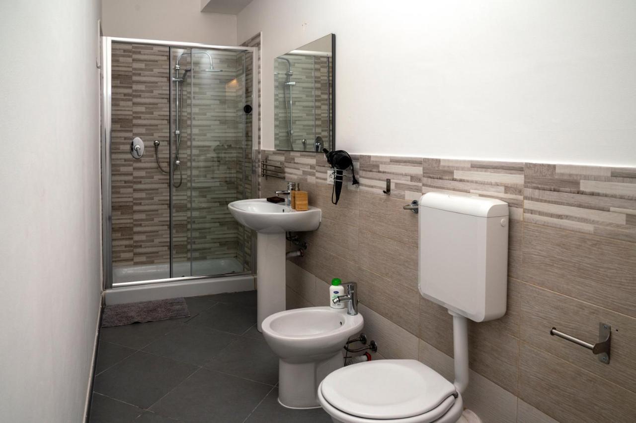 Sopra Moltivolti Guesthouse 巴勒莫 外观 照片