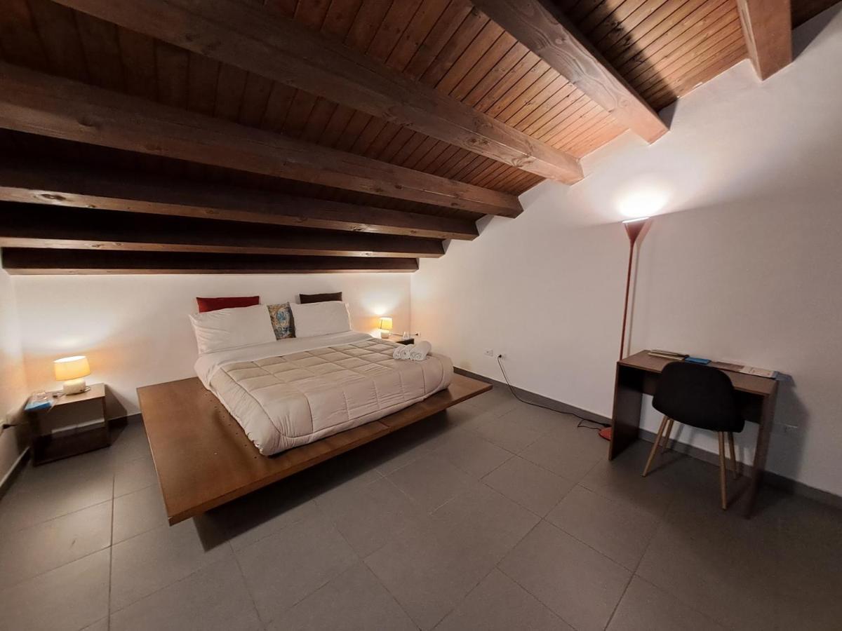 Sopra Moltivolti Guesthouse 巴勒莫 客房 照片