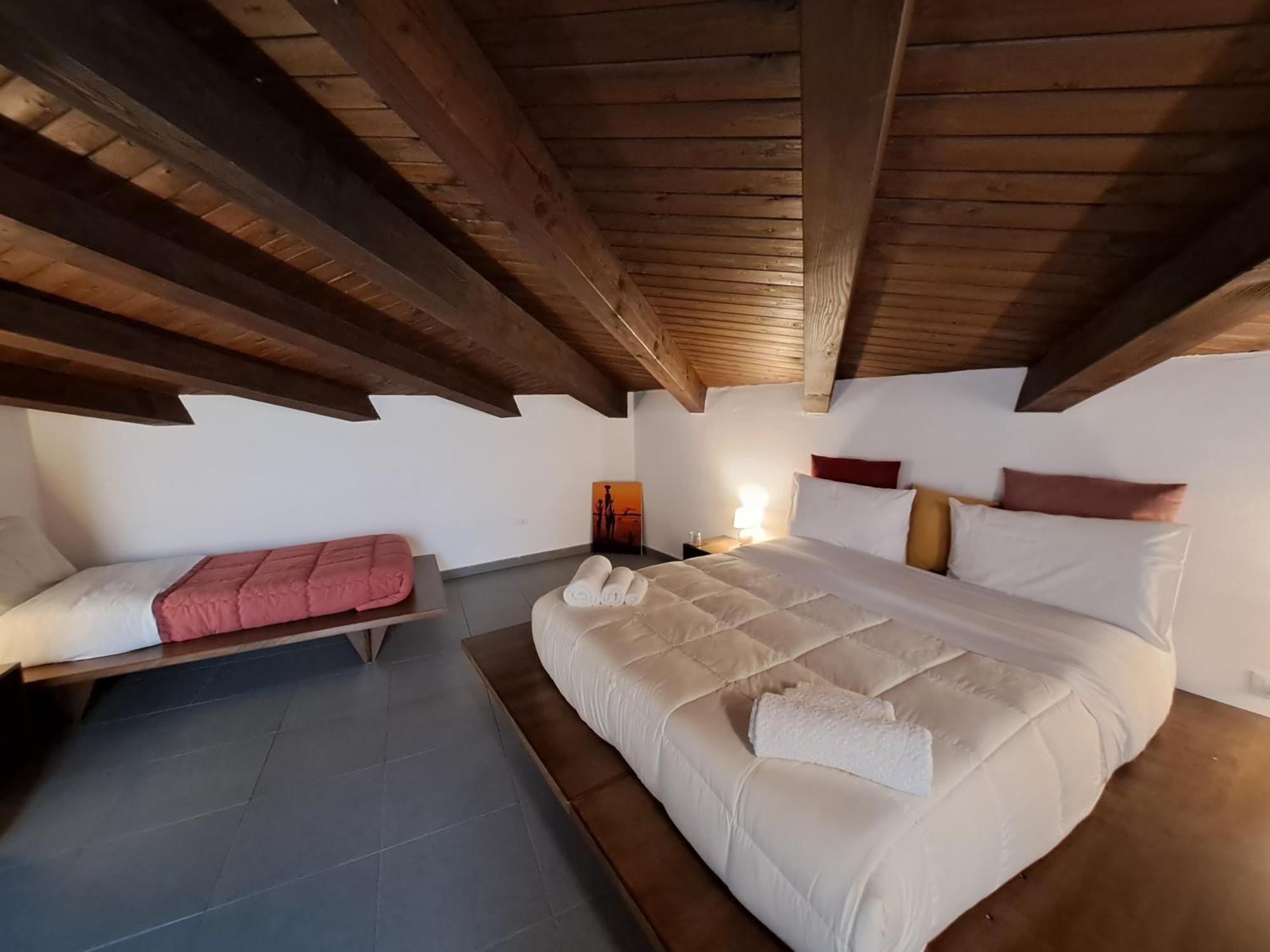 Sopra Moltivolti Guesthouse 巴勒莫 客房 照片