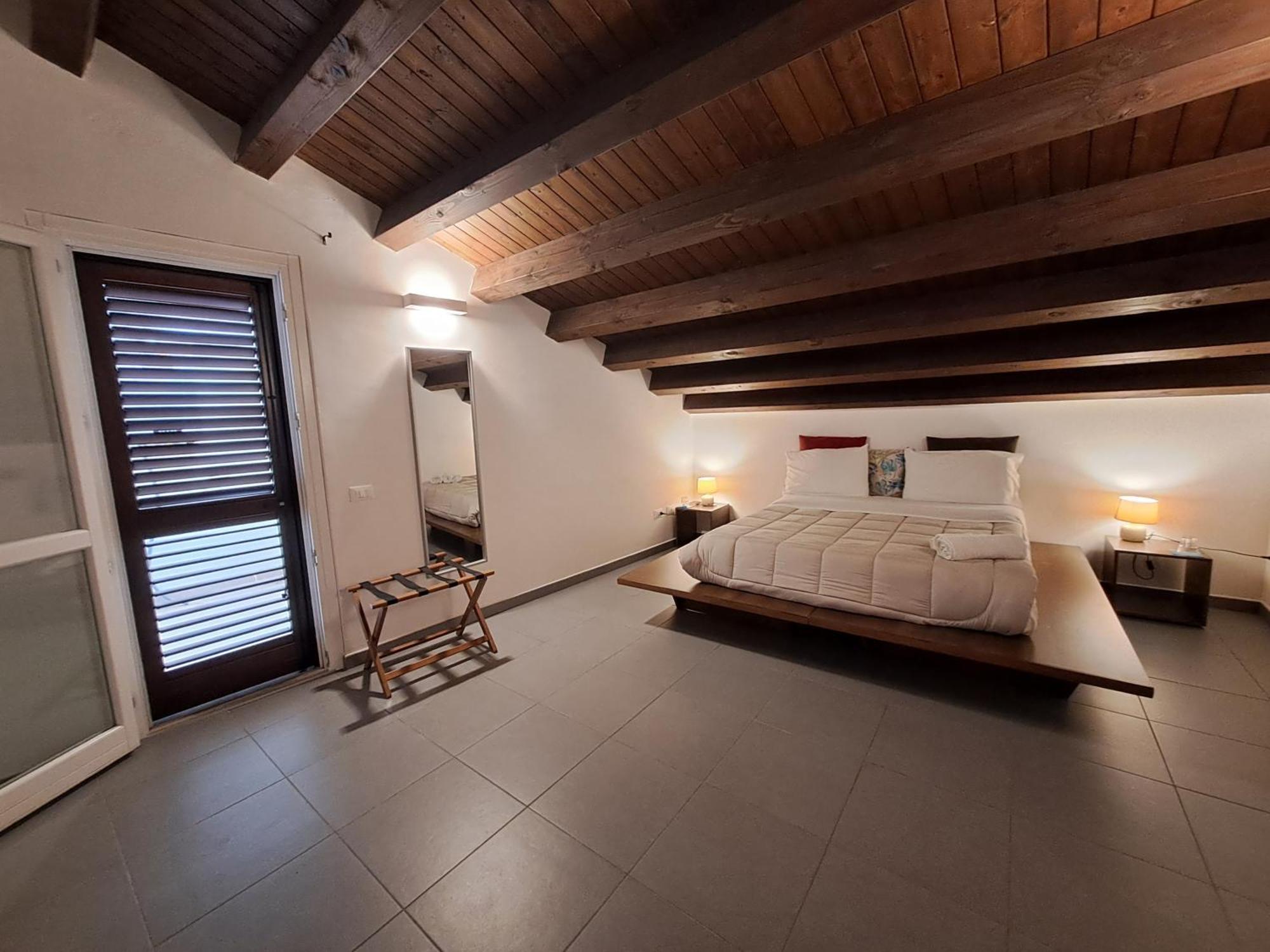 Sopra Moltivolti Guesthouse 巴勒莫 客房 照片